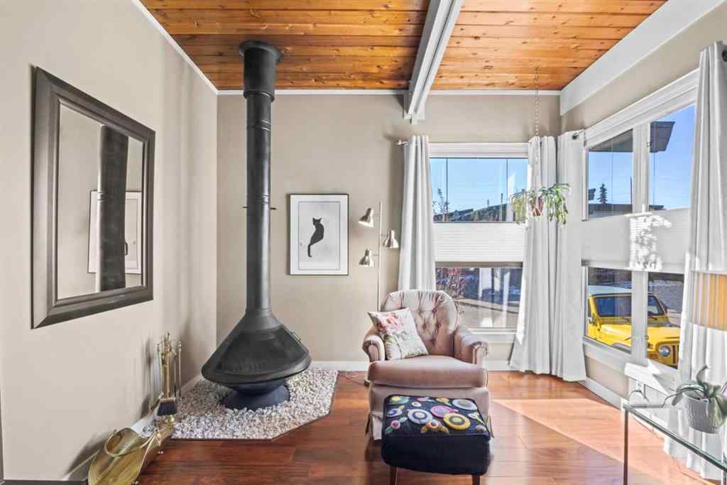 MLS® A2264908 - Unit #27 333 Braxton Place SW in Braeside Calgary, Residential