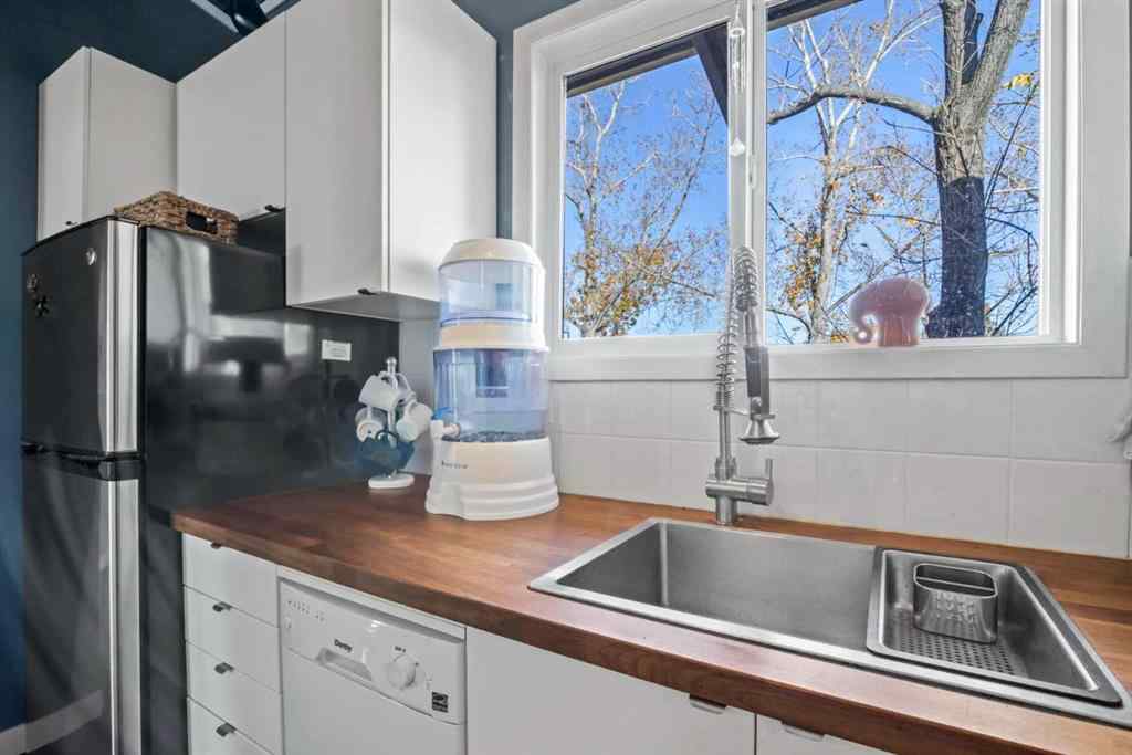 MLS® A2264908 - Unit #27 333 Braxton Place SW in Braeside Calgary, Residential