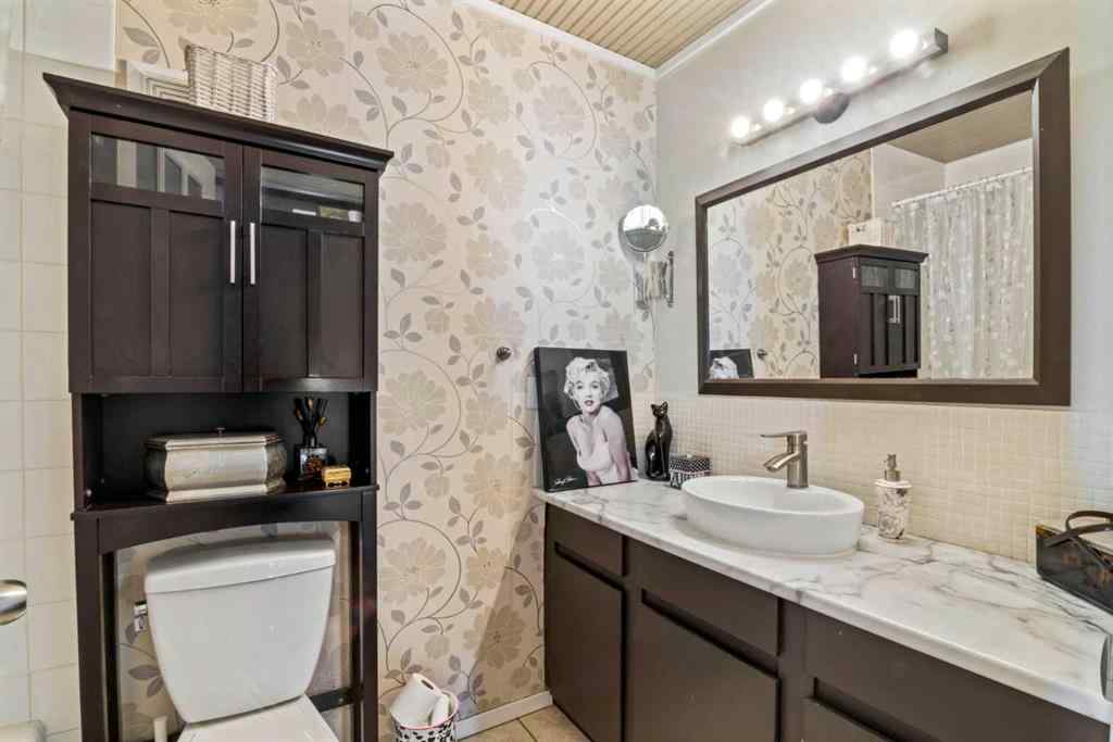 MLS® A2264908 - Unit #27 333 Braxton Place SW in Braeside Calgary, Residential