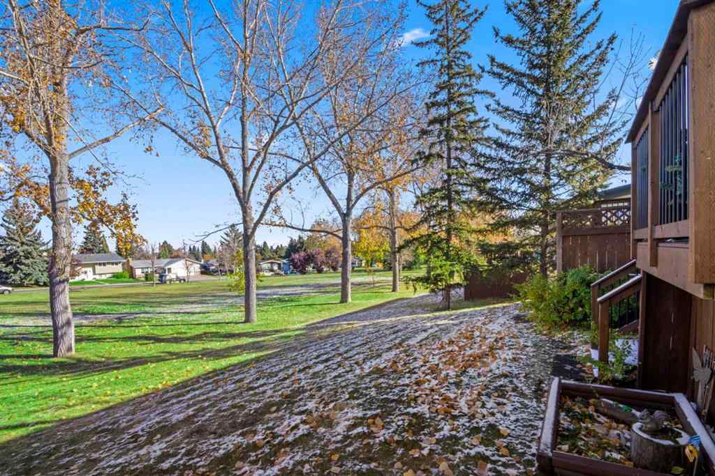 MLS® A2264908 - Unit #27 333 Braxton Place SW in Braeside Calgary, Residential