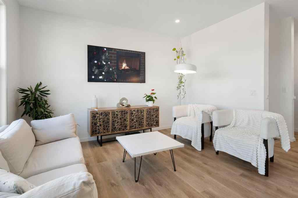 MLS® A2264910 - 36 Magnolia Bay SE in Mahogany Calgary, Residential