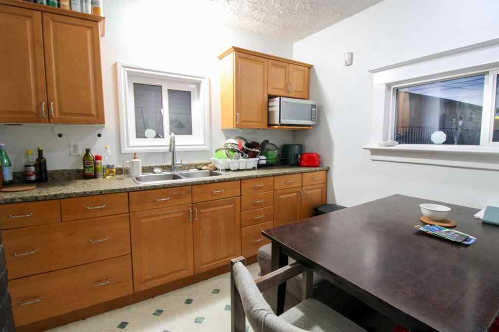 MLS® A2264913 - 10018 96 Avenue  in Swanavon Grande Prairie, Residential