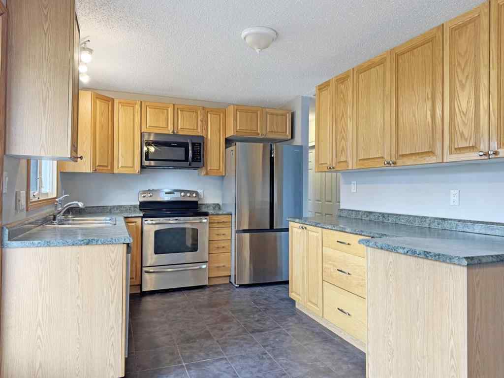 MLS® A2264916 - 10729 104 Avenue  in NONE Grande Cache, Residential