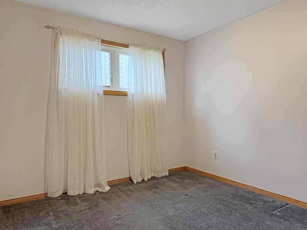 MLS® A2264916 - 10729 104 Avenue  in NONE Grande Cache, Residential