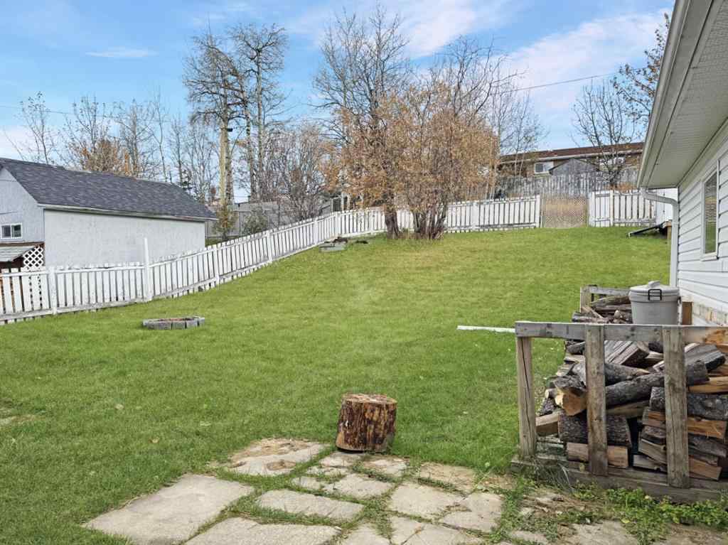 MLS® A2264916 - 10729 104 Avenue  in NONE Grande Cache, Residential