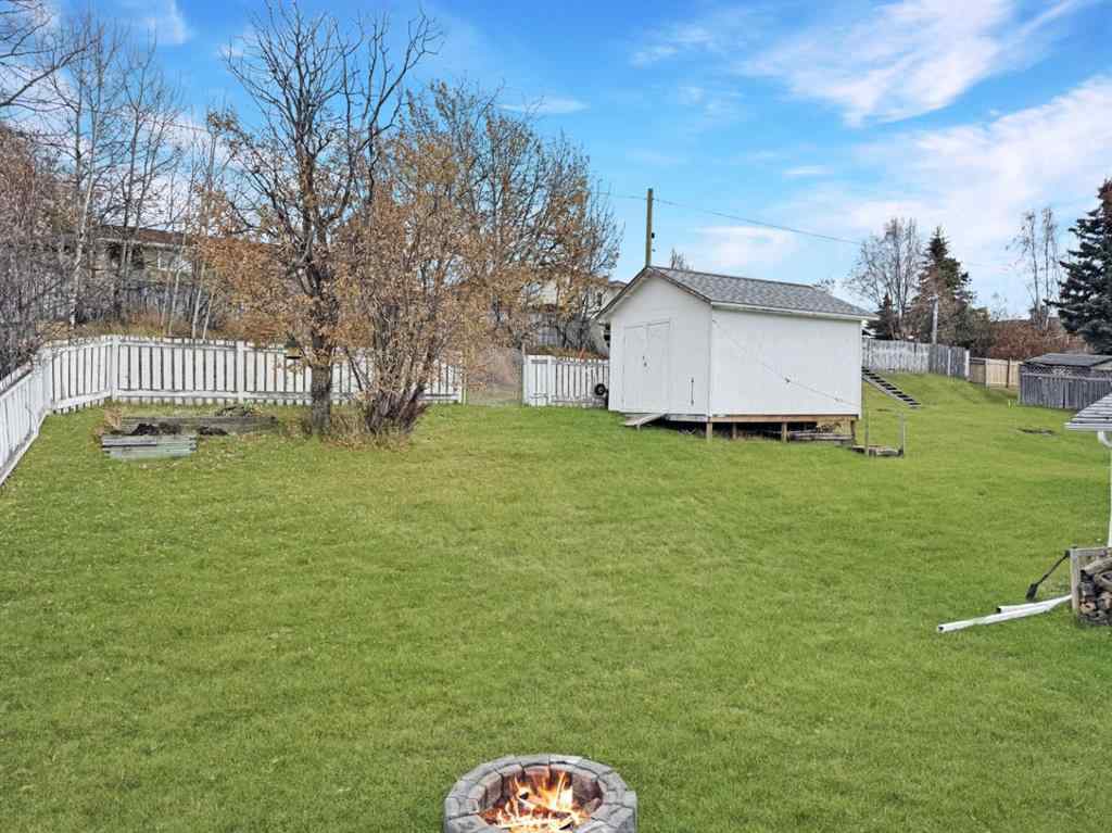 MLS® A2264916 - 10729 104 Avenue  in NONE Grande Cache, Residential