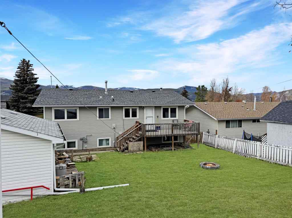MLS® A2264916 - 10729 104 Avenue  in NONE Grande Cache, Residential