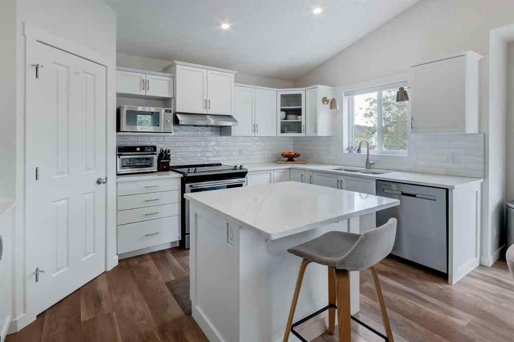 MLS® A2264919 - 120 West Creek Close  in West Creek Chestermere, Residential