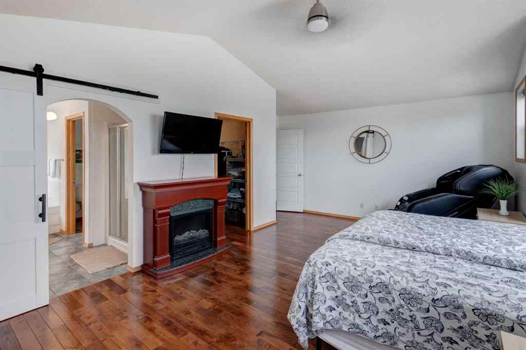 MLS® A2264919 - 120 West Creek Close  in West Creek Chestermere, Residential