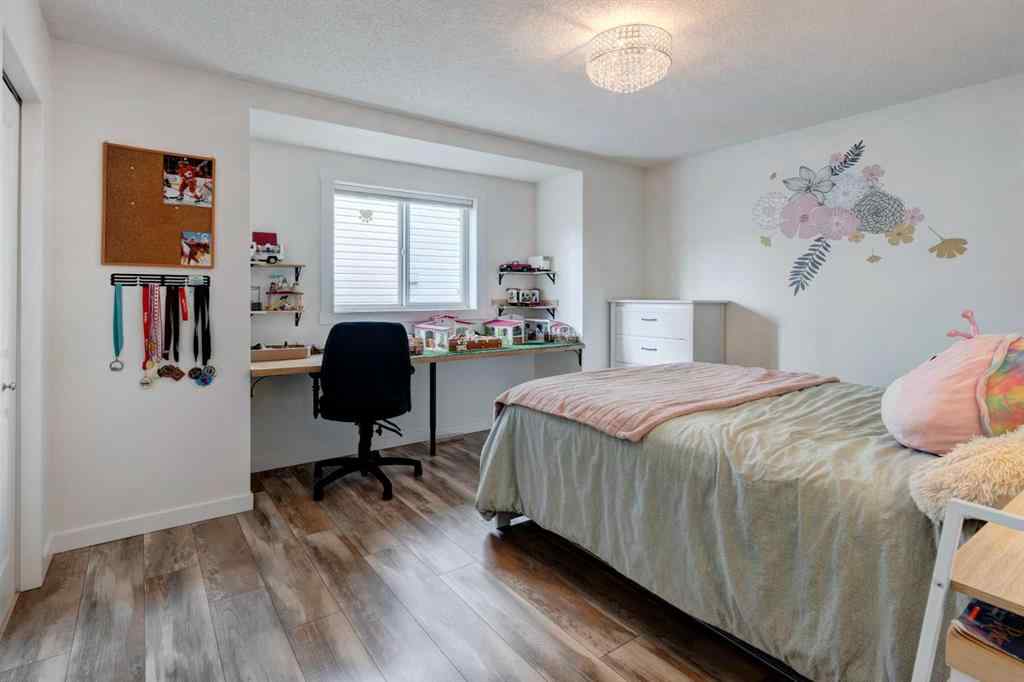 MLS® A2264919 - 120 West Creek Close  in West Creek Chestermere, Residential