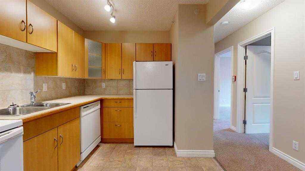 MLS® A2264923 - Unit #204 4210 20 Avenue S in Redwood Lethbridge, Rental