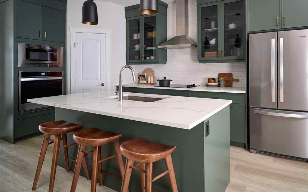 MLS® A2264925 - 80 Silver Spruce Bay SW in Silverado Calgary, Residential