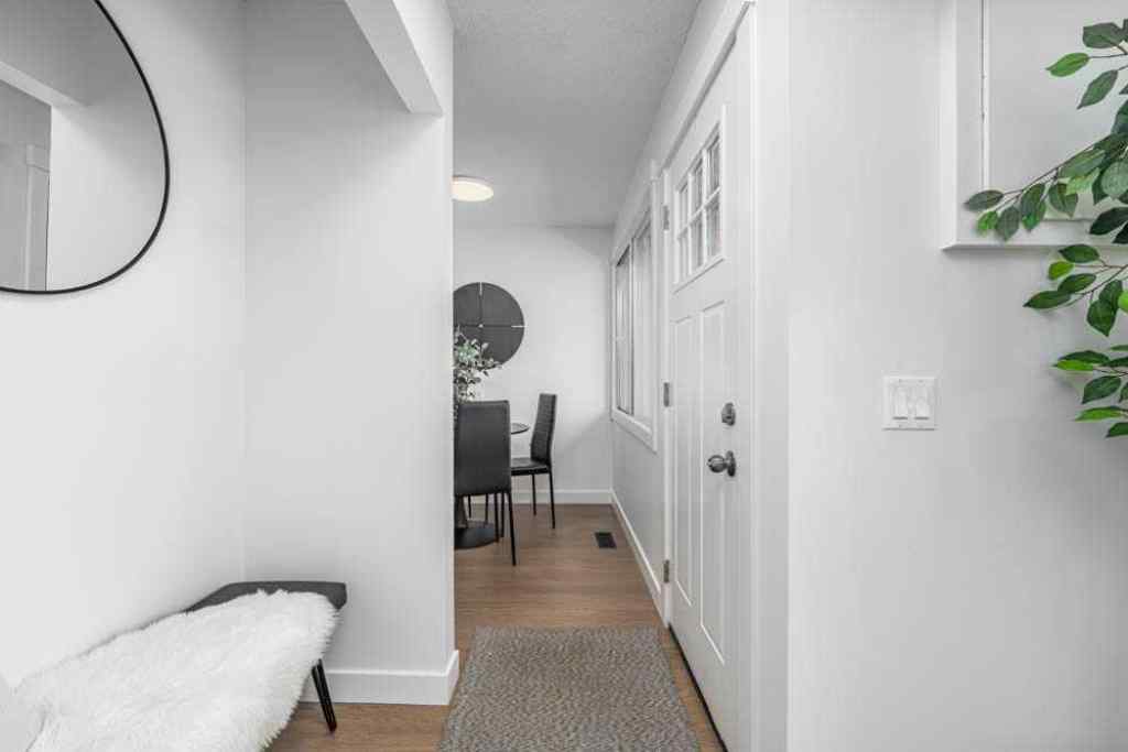 MLS® A2264926 - Unit #20 1055 72 Avenue NW in Huntington Hills Calgary, Residential