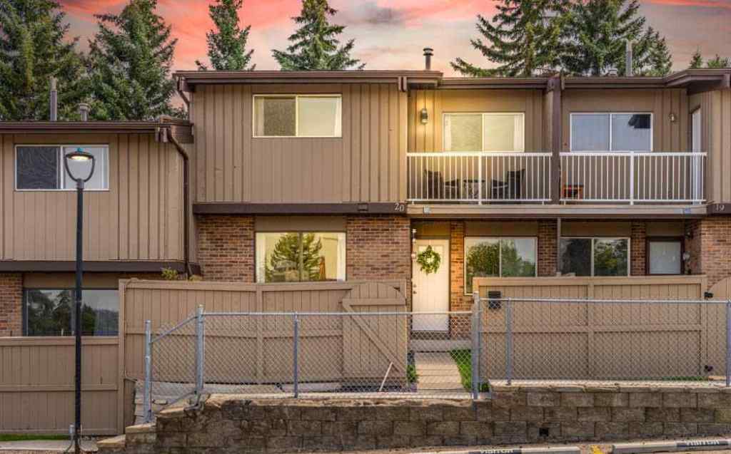 MLS® A2264926 - Unit #20 1055 72 Avenue NW in Huntington Hills Calgary, Residential
