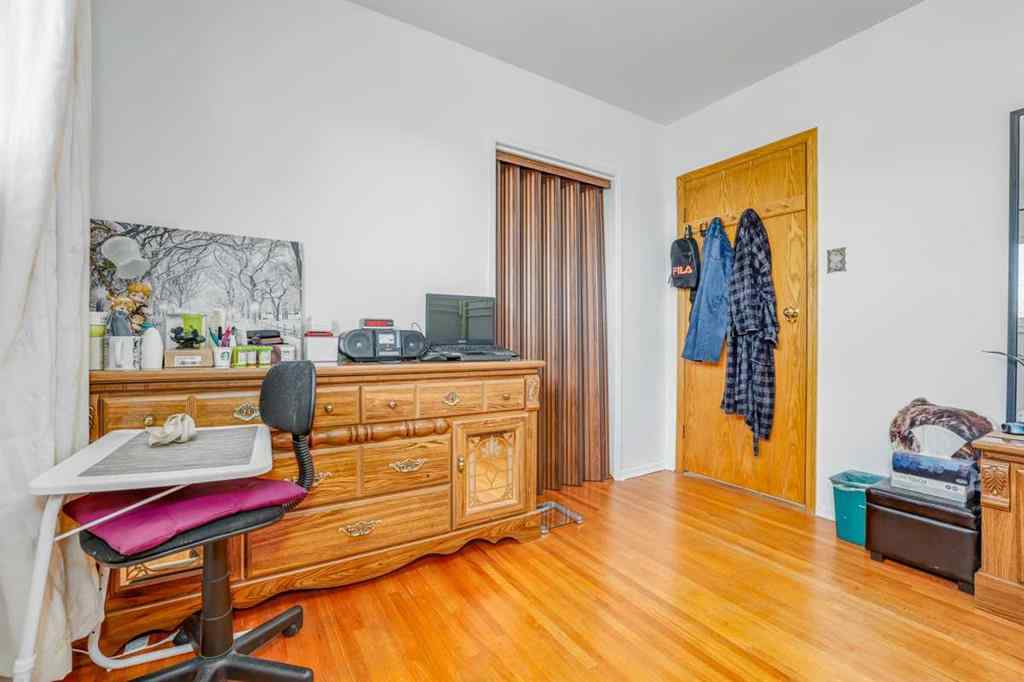 MLS® A2264934 - 4613 4 Avenue SE in Forest Heights Calgary, Residential