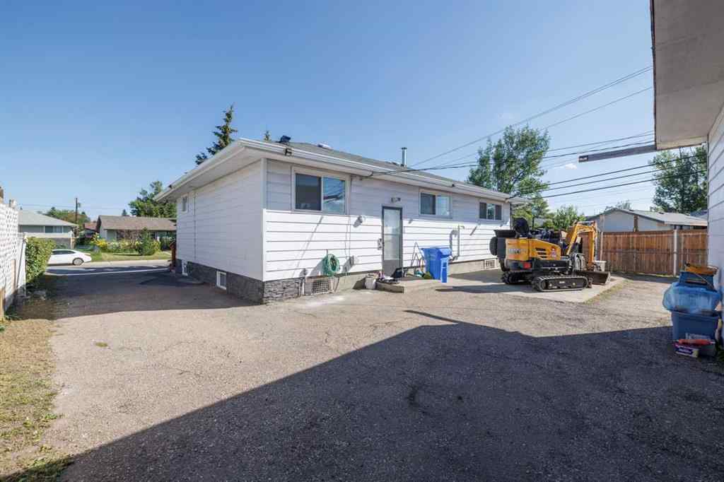 MLS® A2264934 - 4613 4 Avenue SE in Forest Heights Calgary, Residential