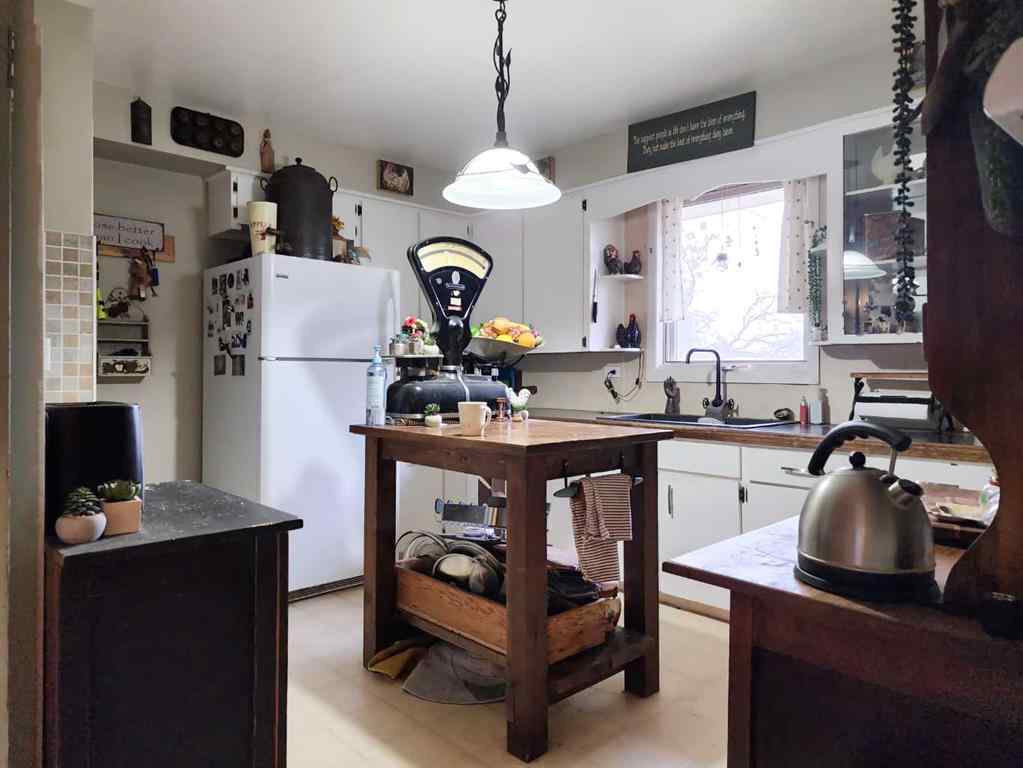 MLS® A2264935 - 1110 19B Avenue  in NONE Coaldale, Residential