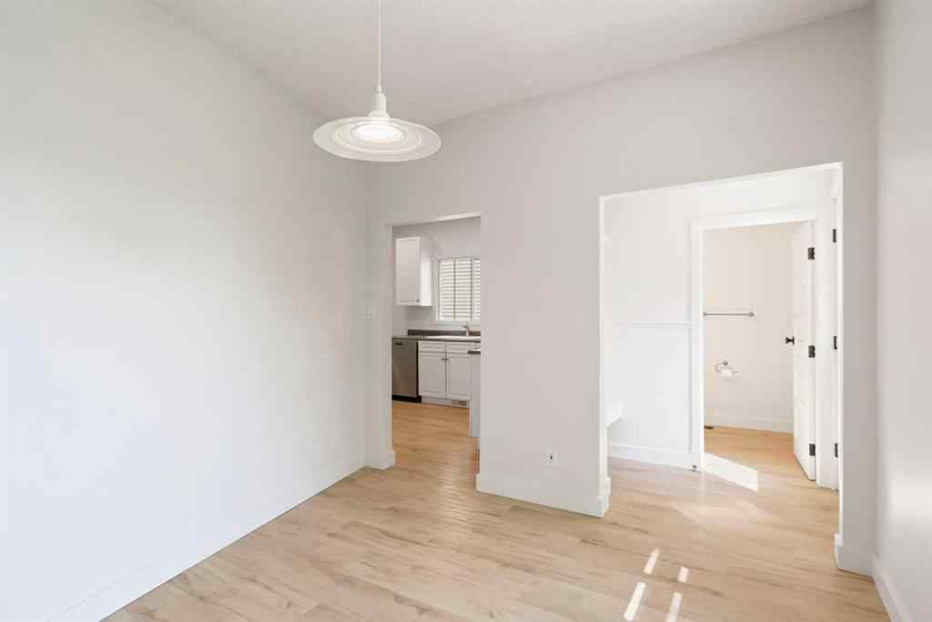 MLS® A2264936 - 739 19 Avenue NW in Mount Pleasant Calgary, Residential