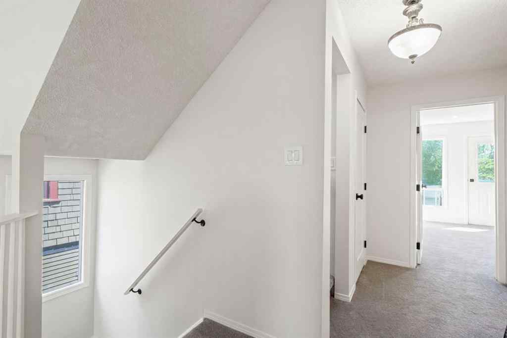 MLS® A2264936 - 739 19 Avenue NW in Mount Pleasant Calgary, Residential