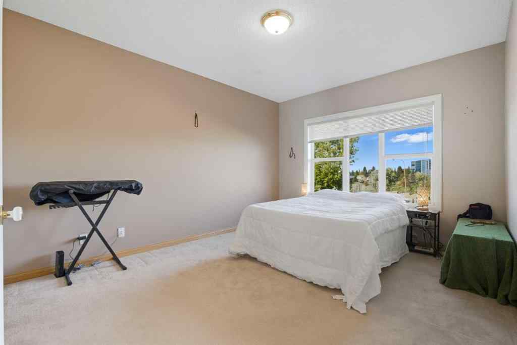 MLS® A2264937 - Unit #221 1920 14 Avenue NE in Mayland Heights Calgary, Residential