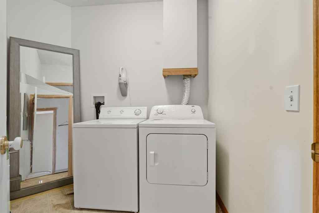 MLS® A2264937 - Unit #221 1920 14 Avenue NE in Mayland Heights Calgary, Residential