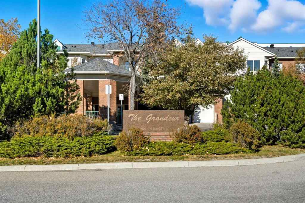 MLS® A2264937 - Unit #221 1920 14 Avenue NE in Mayland Heights Calgary, Residential