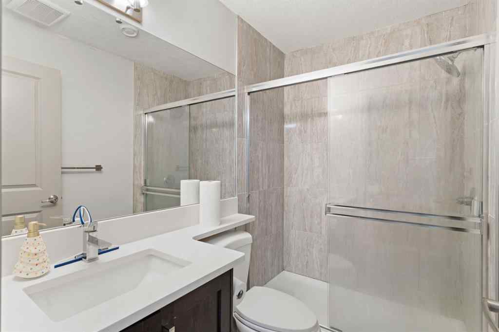 MLS® A2264939 - 269 Kinniburge Boulevard  in Kinniburgh North Chestermere, Residential