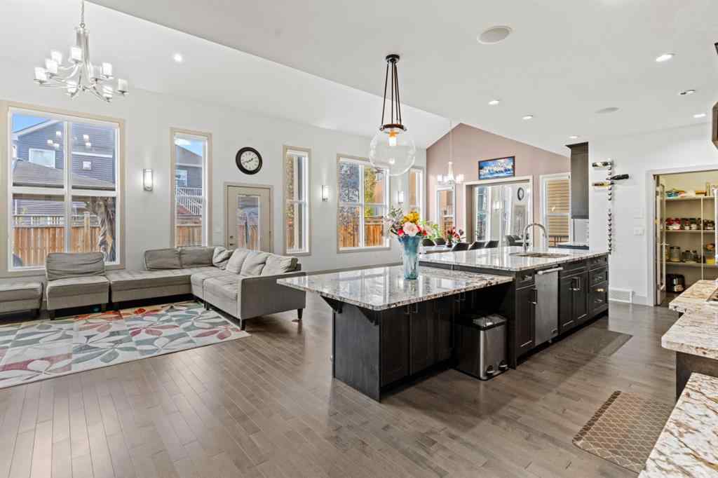 MLS® A2264939 - 269 Kinniburge Boulevard  in Kinniburgh North Chestermere, Residential