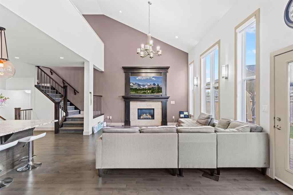 MLS® A2264939 - 269 Kinniburge Boulevard  in Kinniburgh North Chestermere, Residential