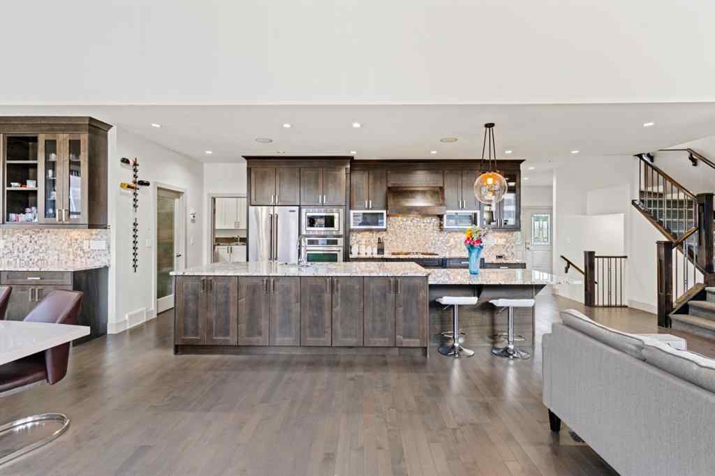 MLS® A2264939 - 269 Kinniburge Boulevard  in Kinniburgh North Chestermere, Residential