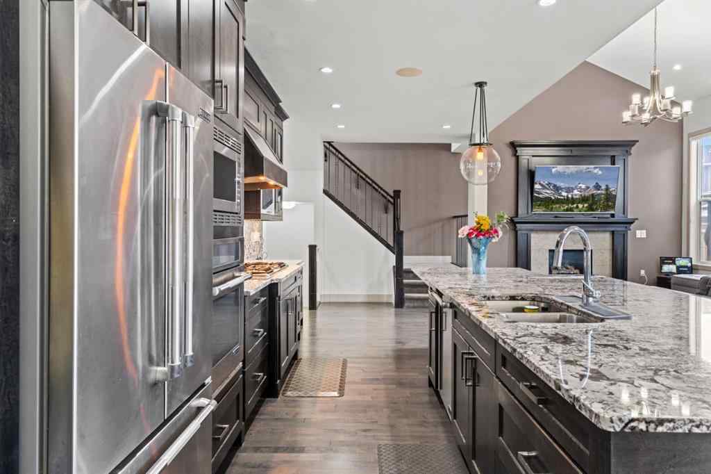 MLS® A2264939 - 269 Kinniburge Boulevard  in Kinniburgh North Chestermere, Residential