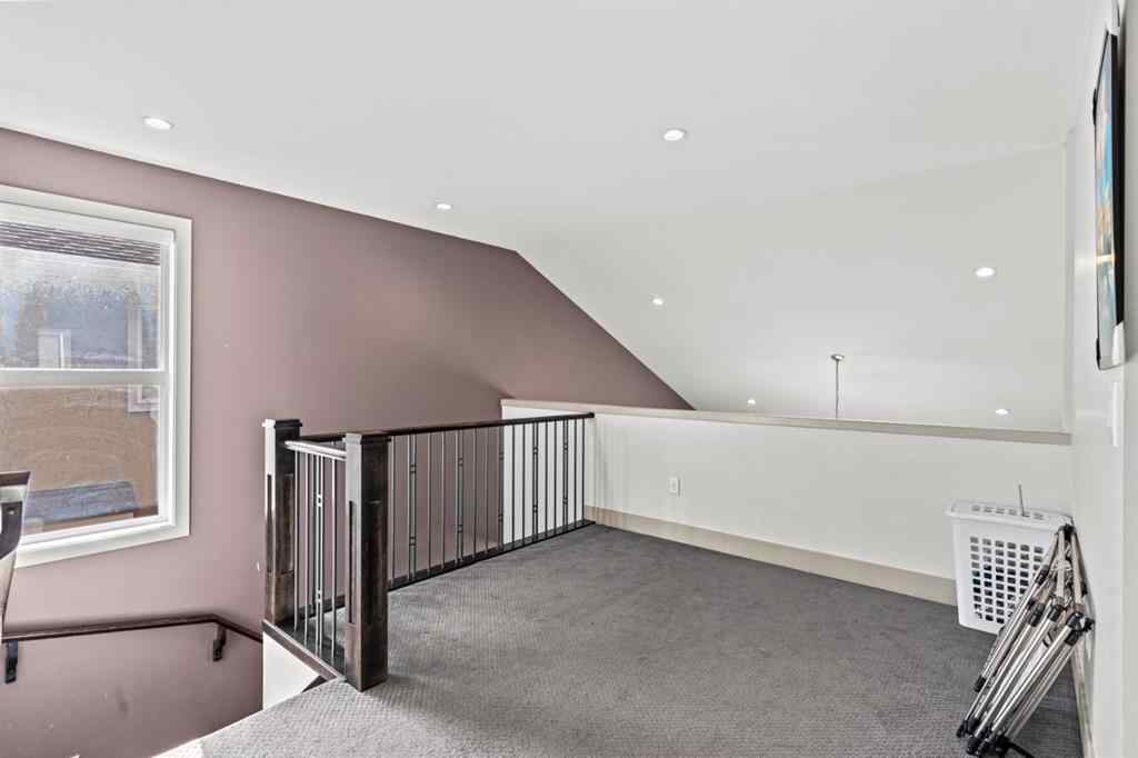 MLS® A2264939 - 269 Kinniburge Boulevard  in Kinniburgh North Chestermere, Residential