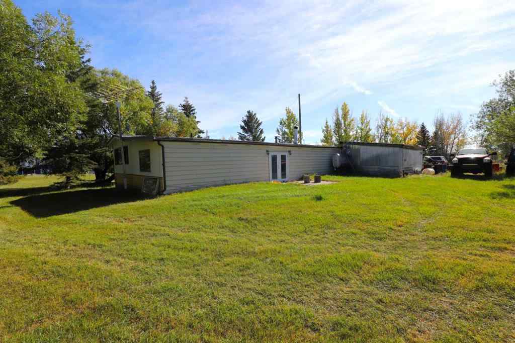 MLS® A2264942 - 290 2 Avenue NW in NONE Glenwood, Residential