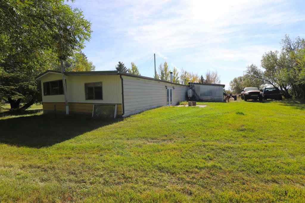 MLS® A2264942 - 290 2 Avenue NW in NONE Glenwood, Residential