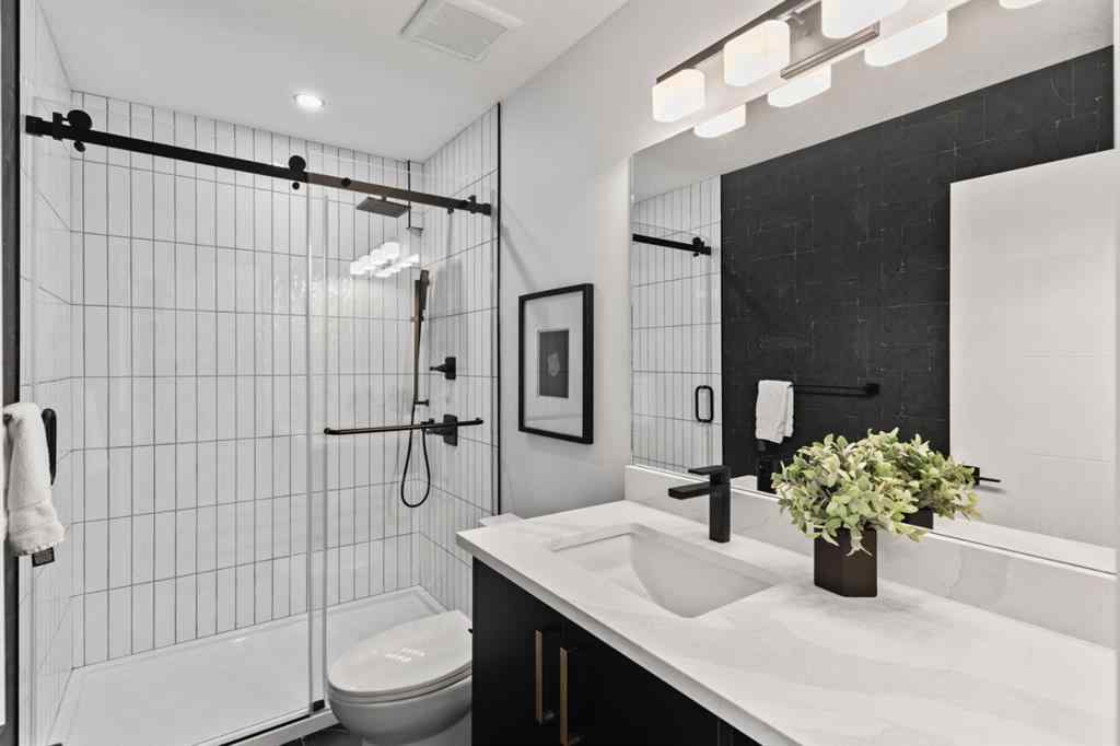 MLS® A2264944 - 4940 45 Street SW in Glamorgan Calgary, Residential