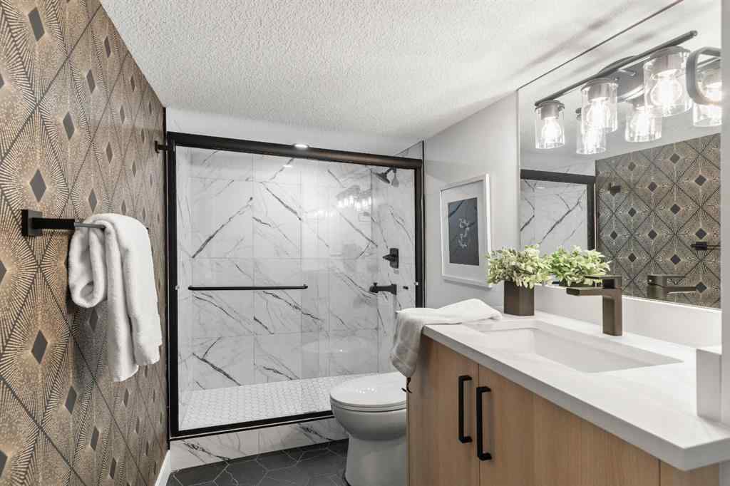 MLS® A2264944 - 4940 45 Street SW in Glamorgan Calgary, Residential