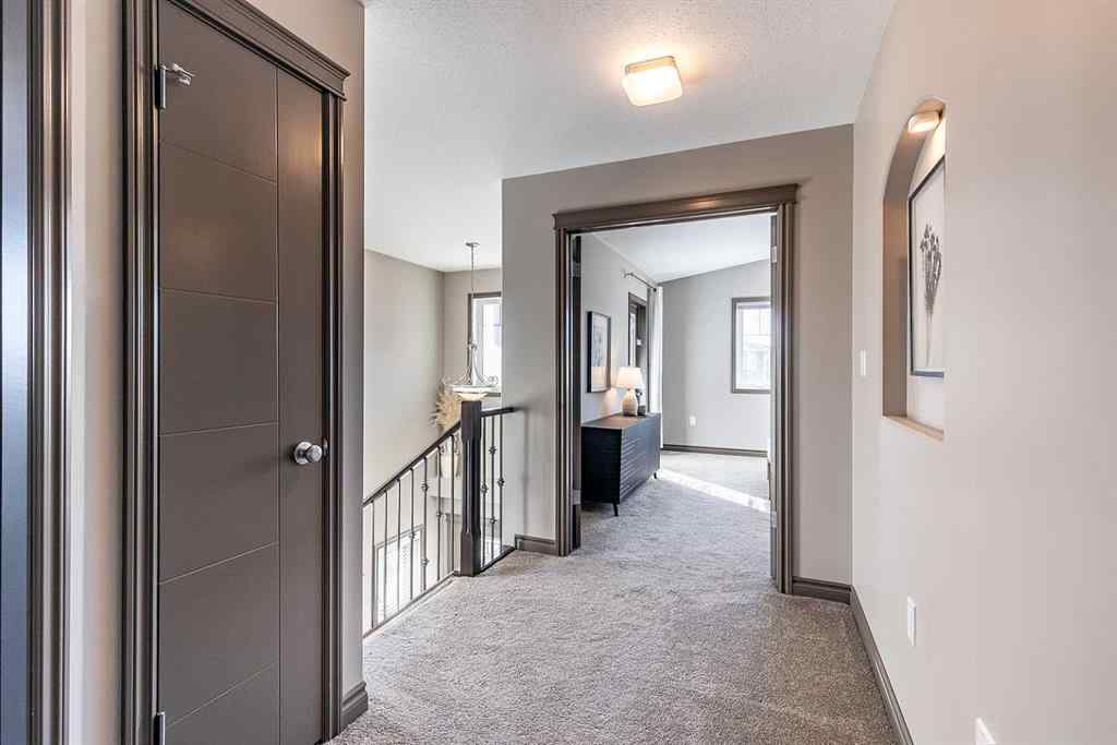 MLS® A2264947 - 44 Hamptons Crescent SE in SE Southridge Medicine Hat, Residential