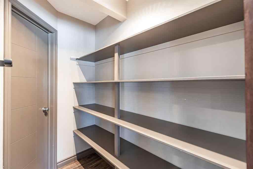 MLS® A2264947 - 44 Hamptons Crescent SE in SE Southridge Medicine Hat, Residential