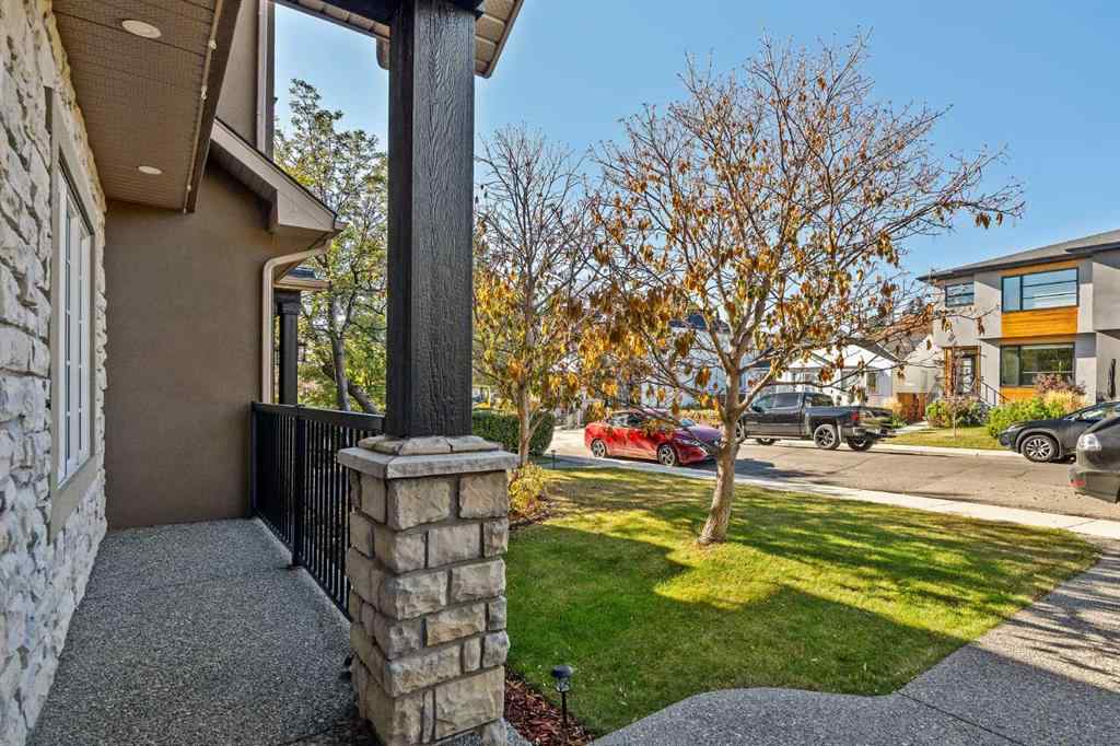 MLS® A2264948 - 2410 26 Street SW in Killarney/Glengarry Calgary, Residential