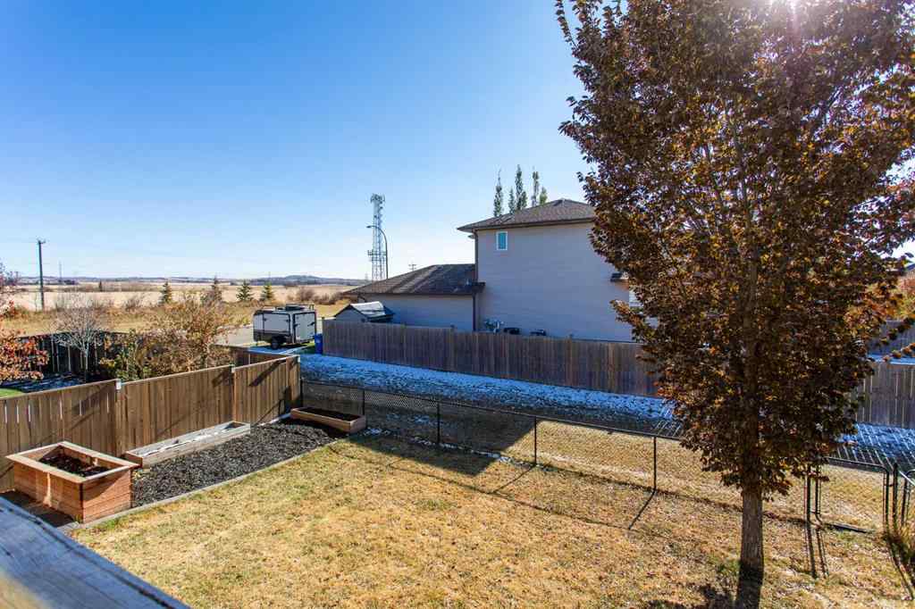 MLS® A2264949 - 62 Larsen Crescent  in Lonsdale Red Deer, Residential