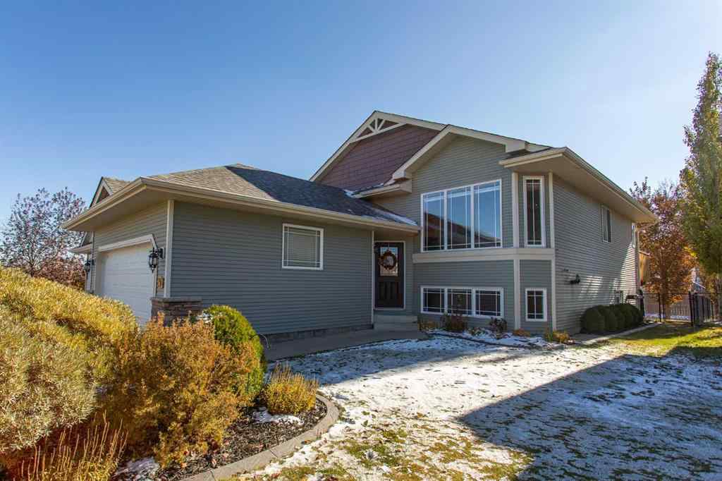 MLS® A2264949 - 62 Larsen Crescent  in Lonsdale Red Deer, Residential