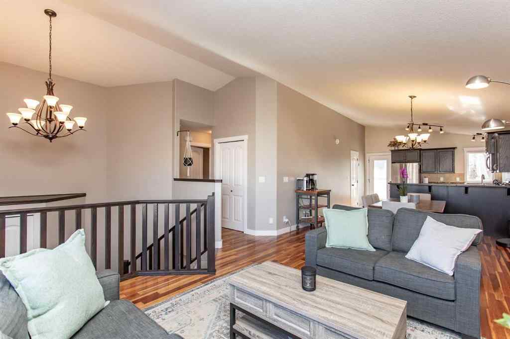 MLS® A2264949 - 62 Larsen Crescent  in Lonsdale Red Deer, Residential