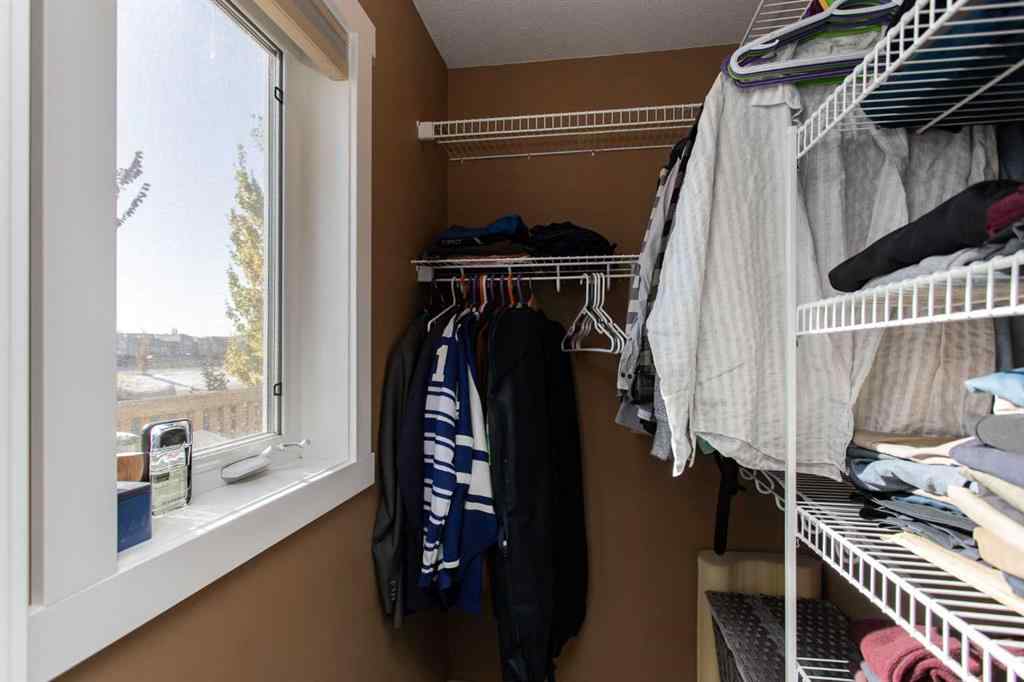MLS® A2264949 - 62 Larsen Crescent  in Lonsdale Red Deer, Residential