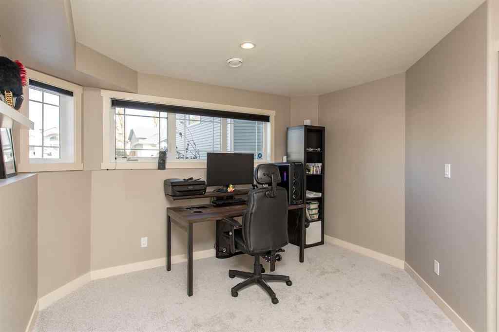 MLS® A2264949 - 62 Larsen Crescent  in Lonsdale Red Deer, Residential