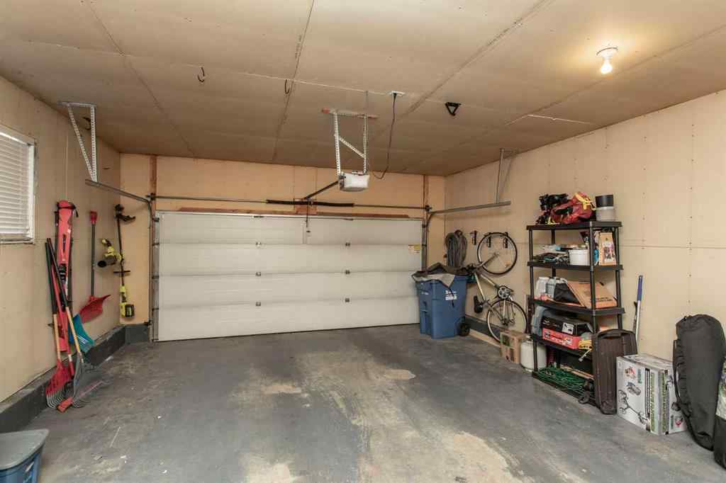 MLS® A2264949 - 62 Larsen Crescent  in Lonsdale Red Deer, Residential