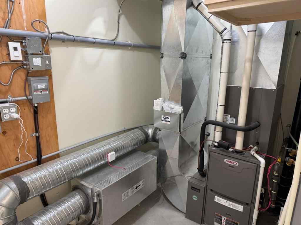 MLS® A2264950 - 838 18 Street  in NONE Fort Macleod, Commercial