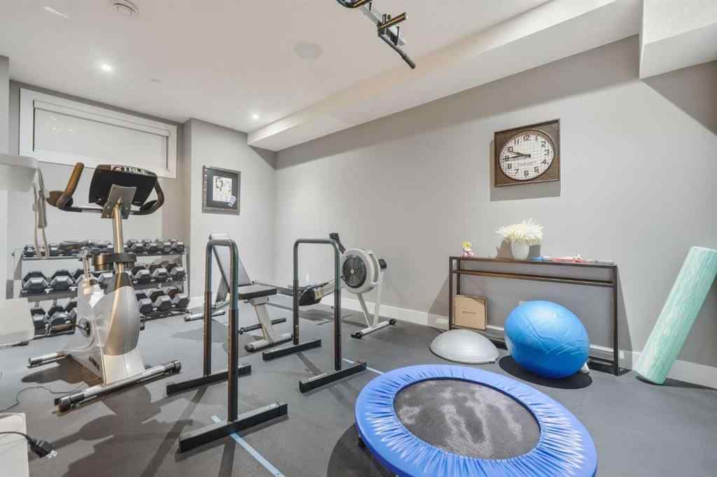 MLS® A2264951 - 2014 32 Avenue SW in South Calgary Calgary, Residential