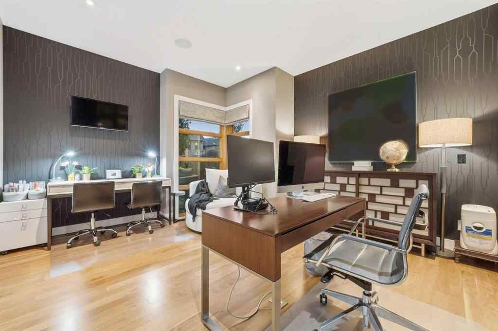 MLS® A2264951 - 2014 32 Avenue SW in South Calgary Calgary, Residential