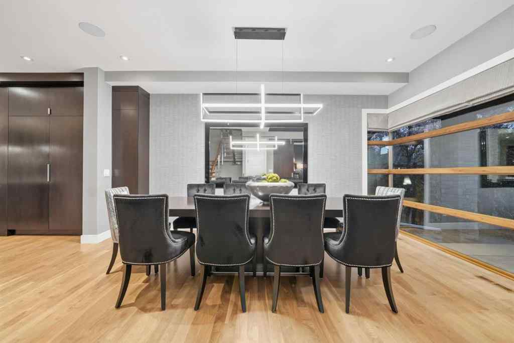 MLS® A2264951 - 2014 32 Avenue SW in South Calgary Calgary, Residential