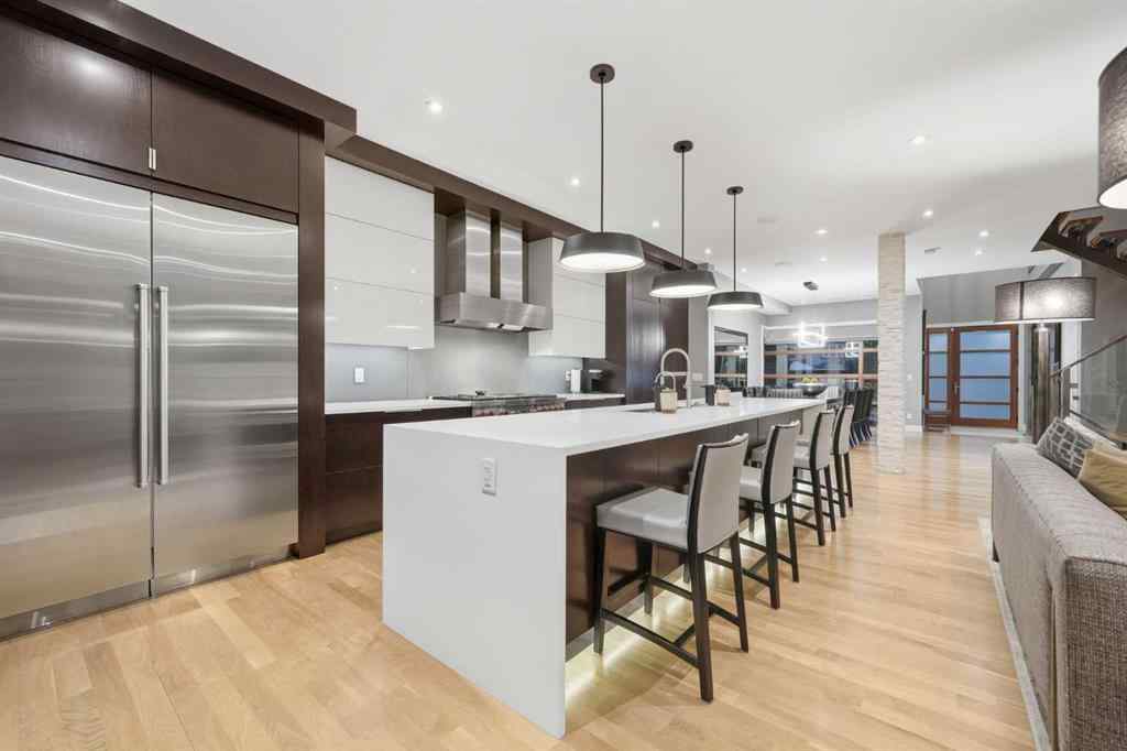 MLS® A2264951 - 2014 32 Avenue SW in South Calgary Calgary, Residential